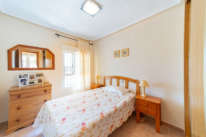 Image No.20-2 Bed Apartment for sale