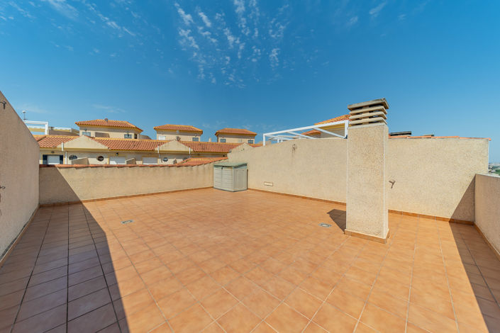 Image No.28-2 Bed Apartment for sale