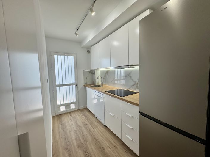 Image No.9-2 Bed Apartment for sale