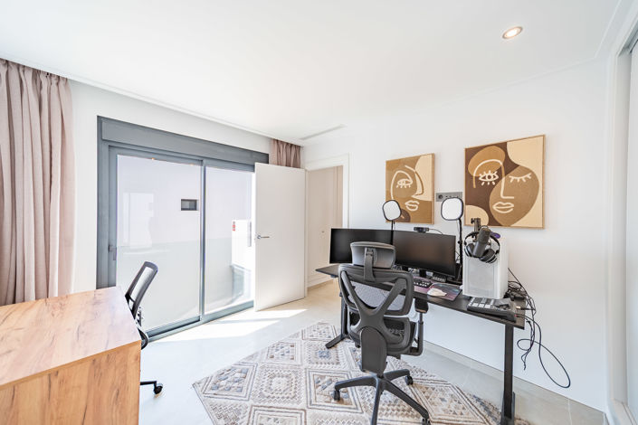 Image No.24-3 Bed Villa for sale