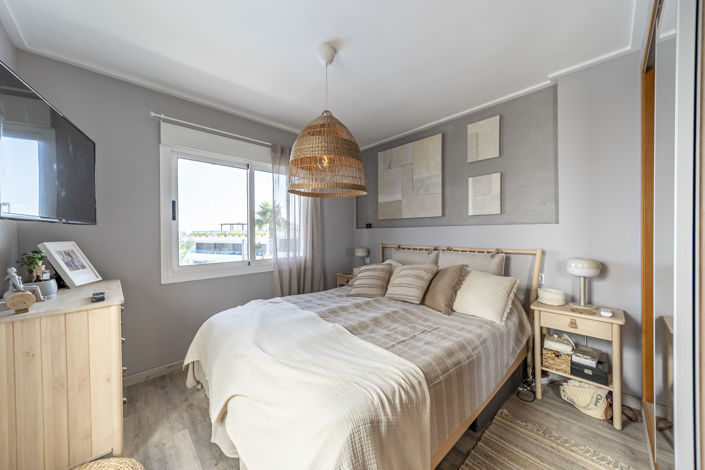 Image No.20-3 Bed Townhouse for sale