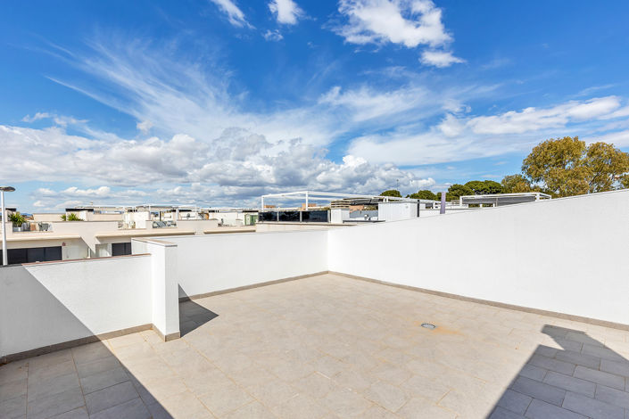 Image No.25-3 Bed Villa for sale