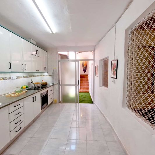 Image No.6-4 Bed Townhouse for sale