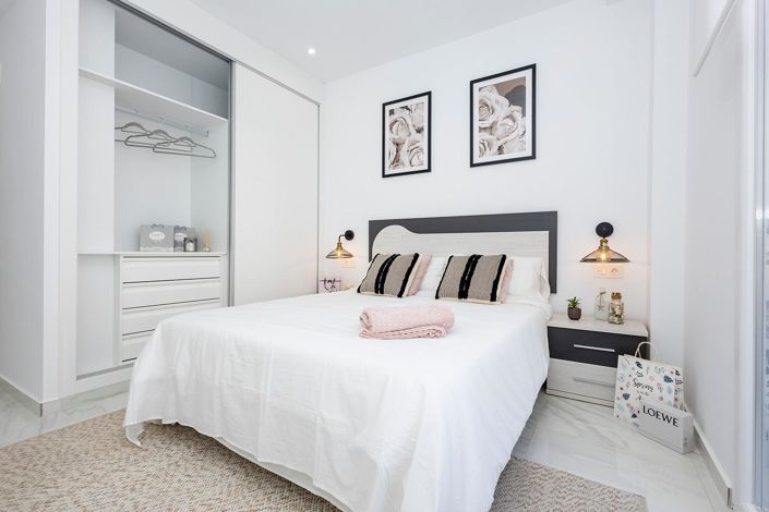 Image No.27-2 Bed Apartment for sale