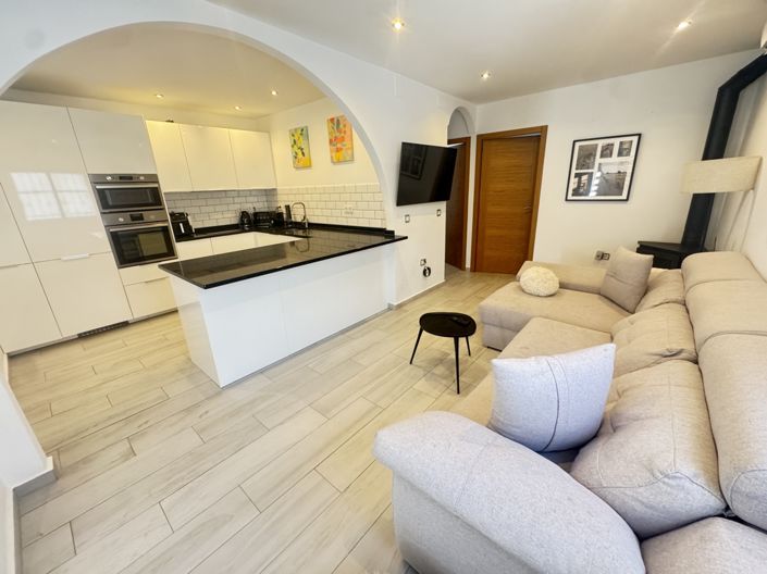 Image No.3-2 Bed Villa for sale