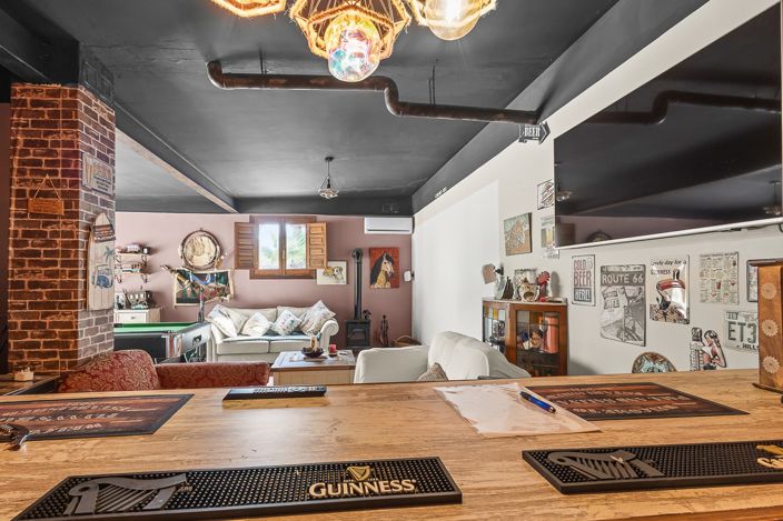 Image No.35-4 Bed Country House for sale