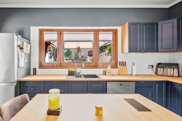 Image No.8-4 Bed Country House for sale