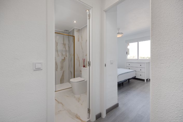 Image No.16-2 Bed Apartment for sale