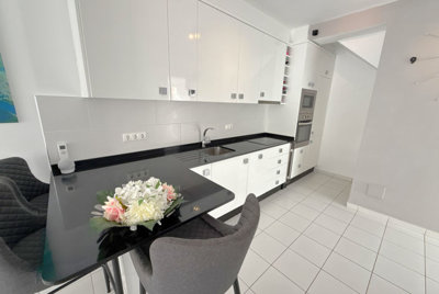 69874beachside-villa-la-zenia-10
