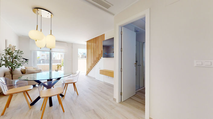 Image No.18-3 Bed Townhouse for sale