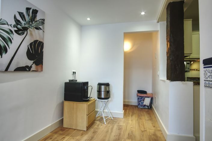 Image No.11-3 Bed House for sale