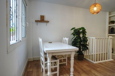 o1j3j1ecoee51d281ge4c2hpvr4d