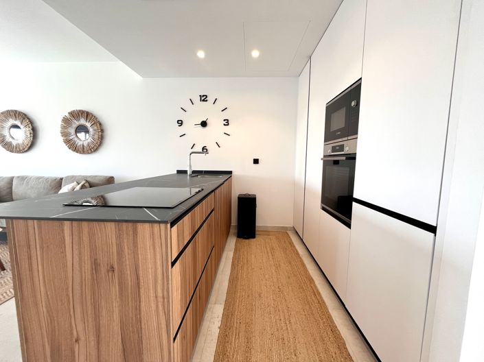 Image No.16-2 Bed Apartment for sale