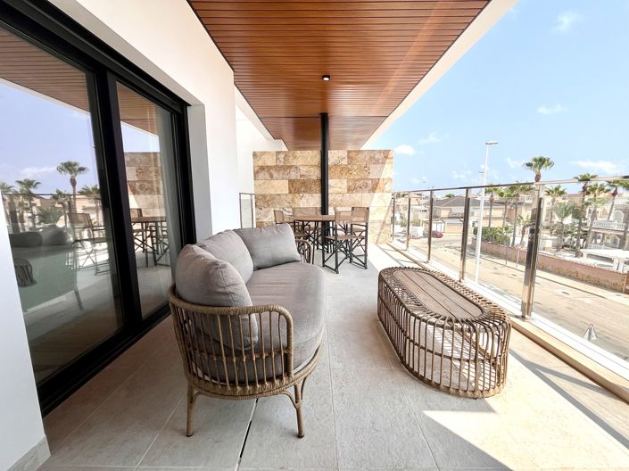 Image No.22-2 Bed Apartment for sale