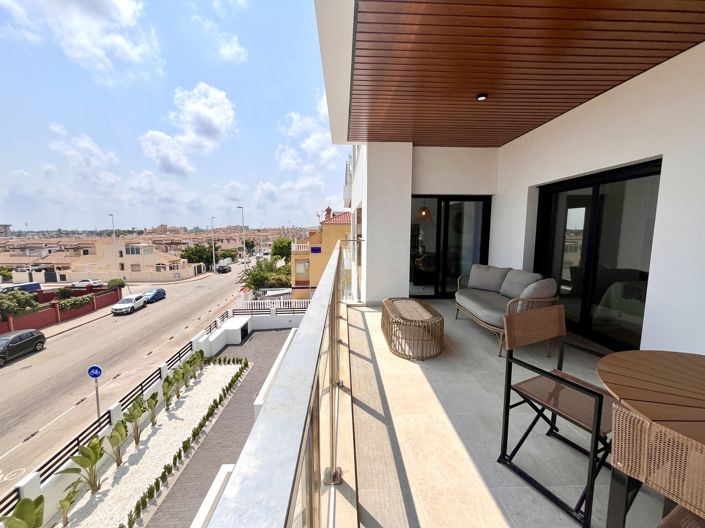 Image No.24-2 Bed Apartment for sale