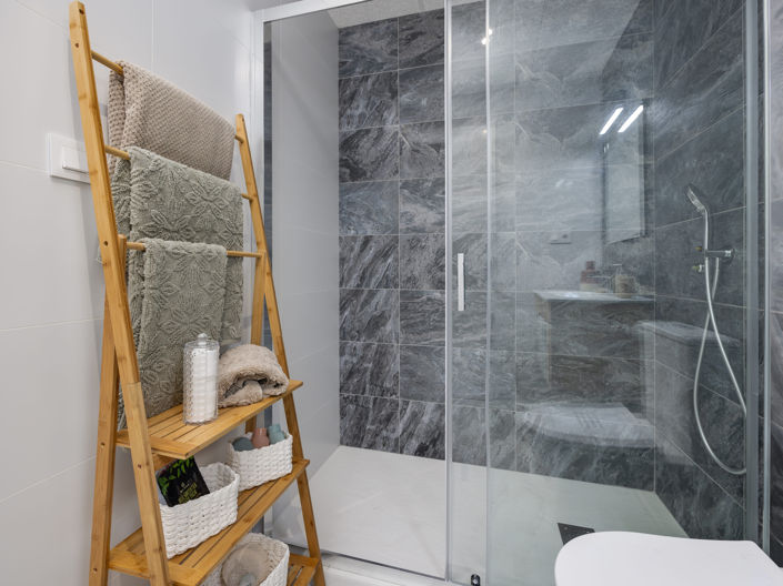 Image No.14-2 Bed Apartment for sale