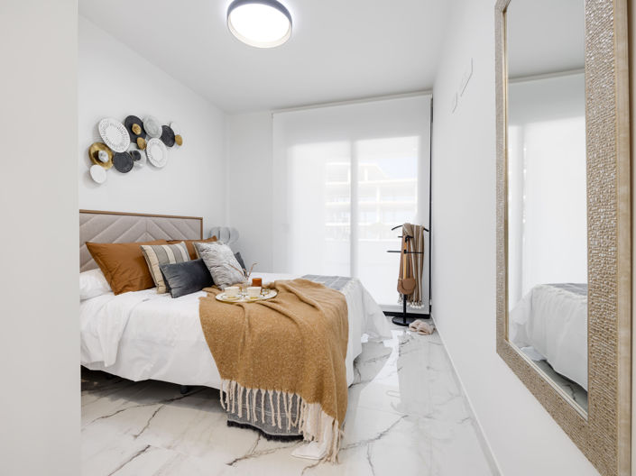 Image No.17-2 Bed Apartment for sale