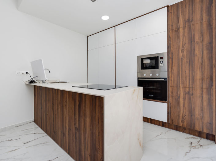 Image No.25-2 Bed Apartment for sale