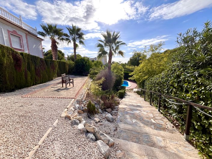 Image No.33-2 Bed Apartment for sale