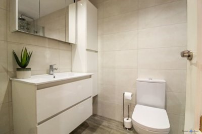 71071modernreformed2bedapartmentlazenia10