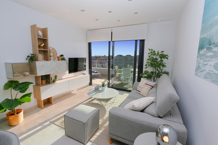 Image No.11-2 Bed Apartment for sale