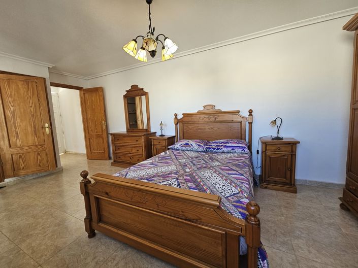 Image No.9-4 Bed Villa for sale