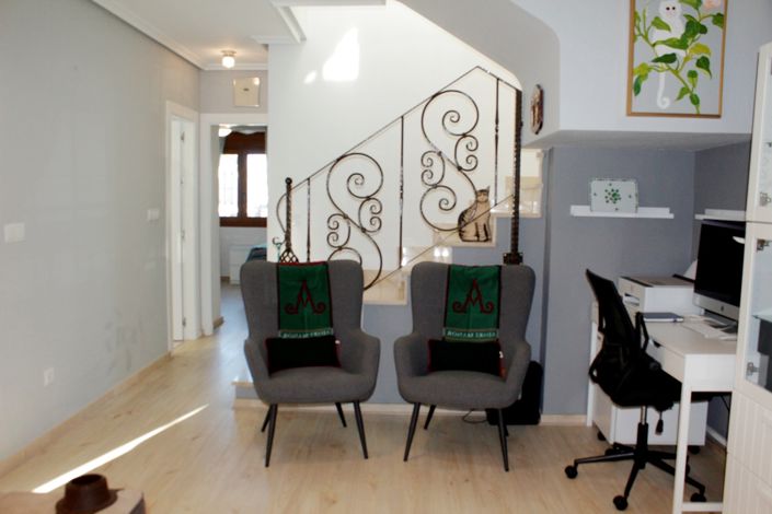 Image No.10-3 Bed Townhouse for sale