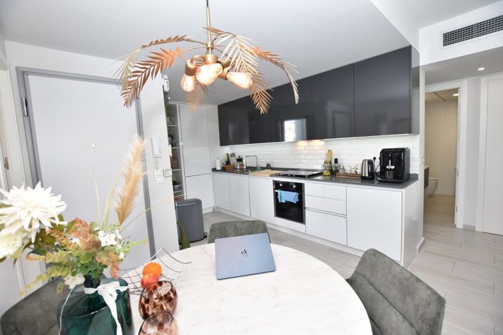 Image No.11-3 Bed Apartment for sale