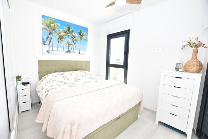 Image No.14-3 Bed Apartment for sale