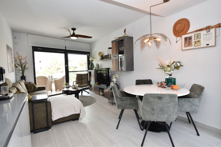 Image No.3-3 Bed Apartment for sale