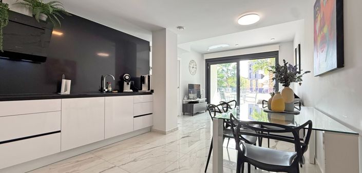 Image No.19-2 Bed Apartment for sale