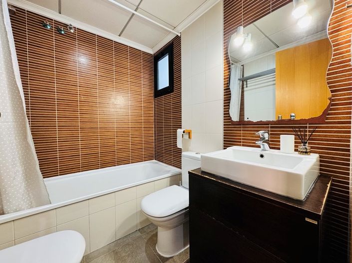 Image No.9-2 Bed Apartment for sale