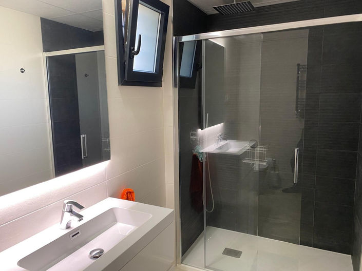 Image No.15-3 Bed Apartment for sale