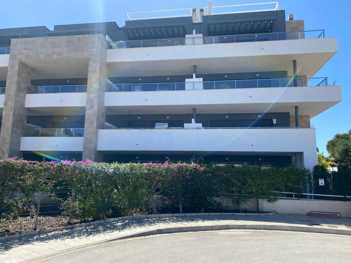 Image No.18-3 Bed Apartment for sale