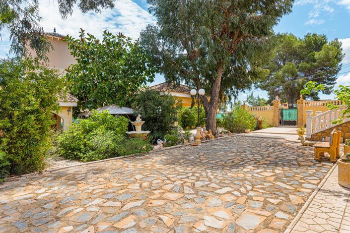 Image No.7-4 Bed Villa for sale