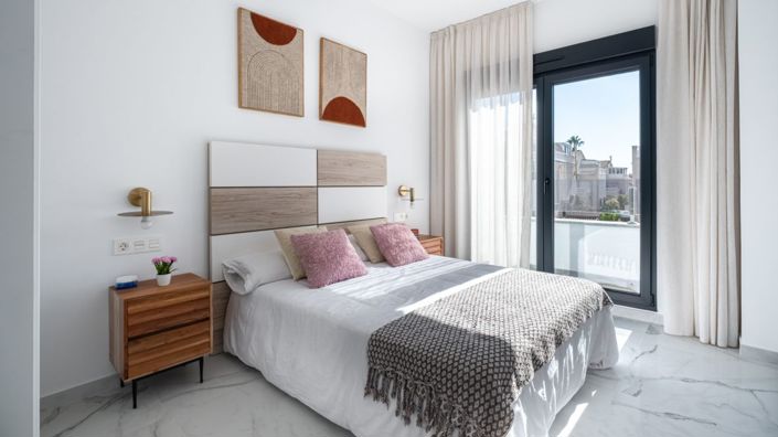 Image No.20-3 Bed Villa for sale