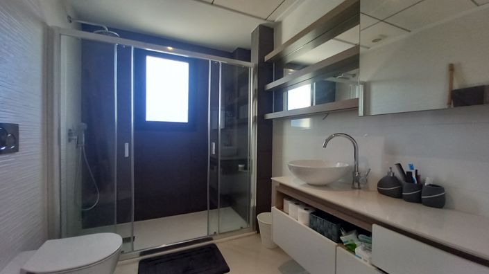 Image No.25-4 Bed Villa for sale