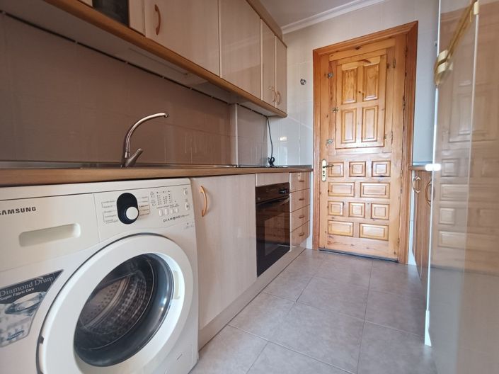 Image No.3-3 Bed Apartment for sale