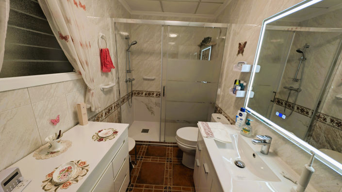 Image No.11-3 Bed Country House for sale