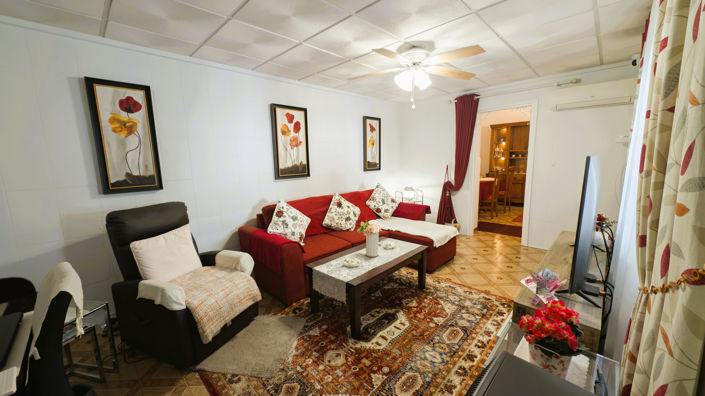 Image No.19-3 Bed Country House for sale