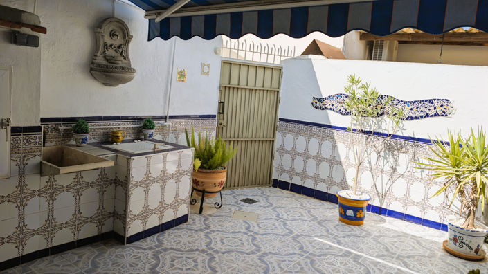 Image No.29-3 Bed Country House for sale