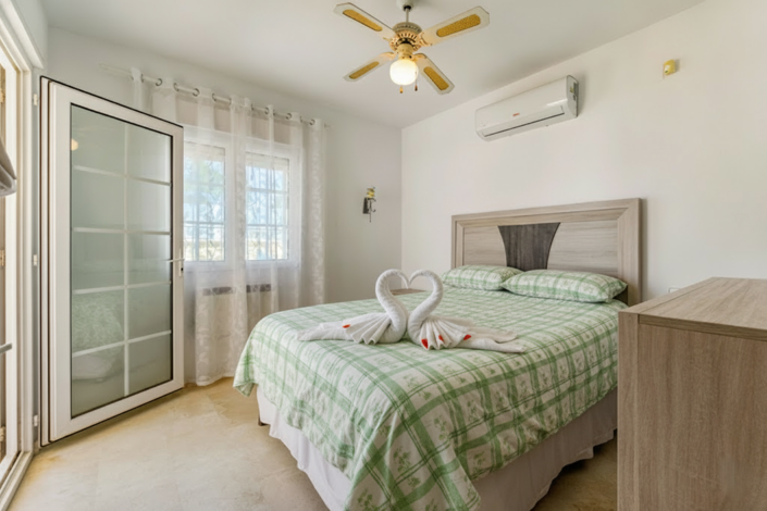 Image No.22-3 Bed Villa for sale