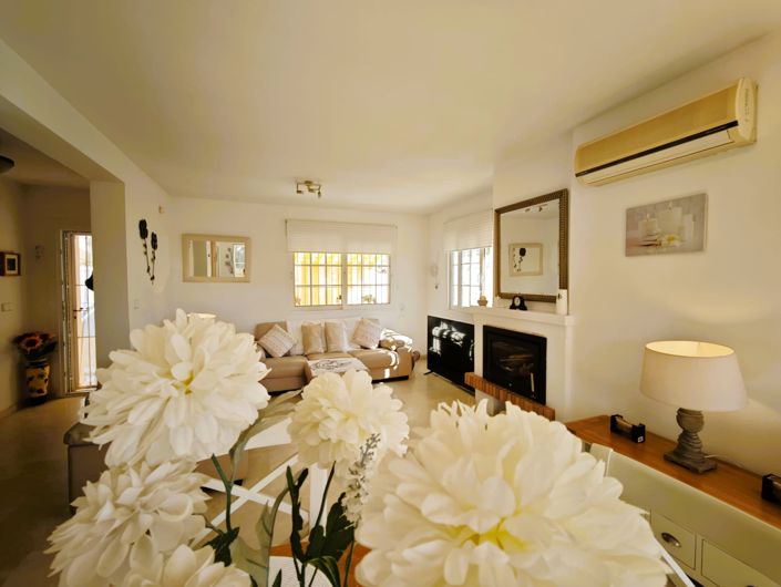 Image No.5-3 Bed Villa for sale