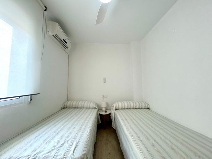 Image No.12-3 Bed Townhouse for sale