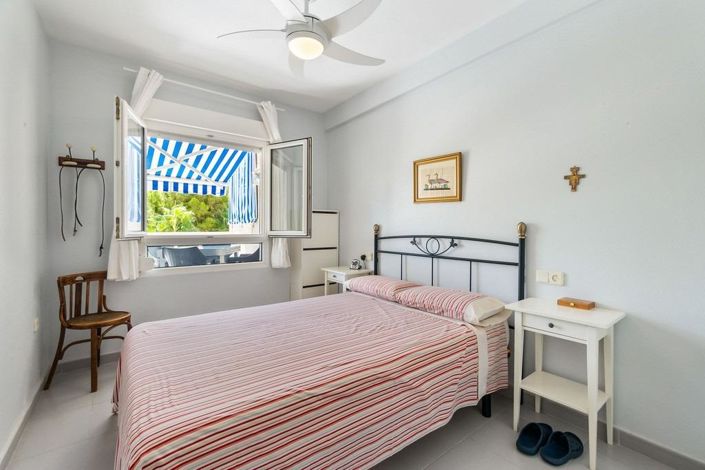 Image No.12-3 Bed Apartment for sale