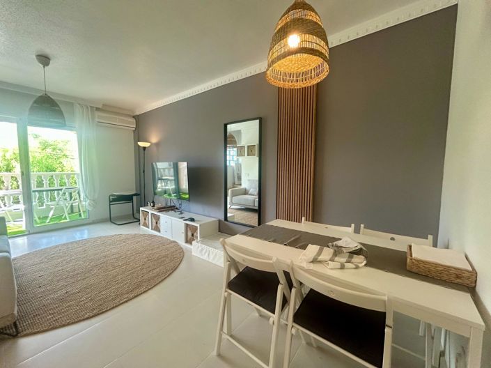 Image No.8-2 Bed Townhouse for sale