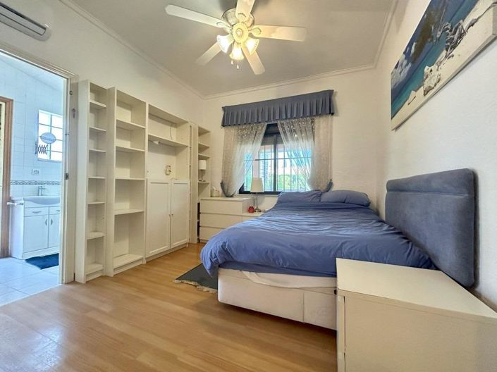 Image No.31-3 Bed Villa for sale