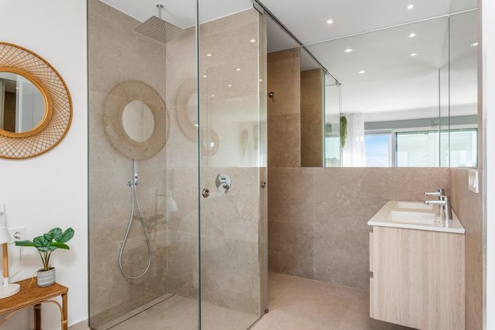 Image No.15-3 Bed Apartment for sale