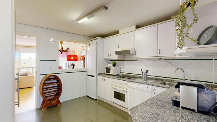 Image No.10-2 Bed Apartment for sale