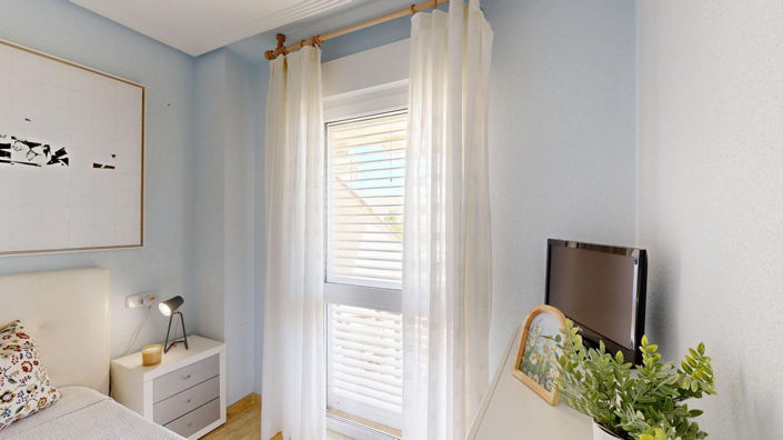 Image No.16-2 Bed Apartment for sale